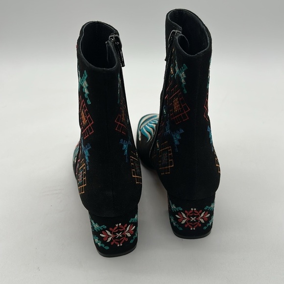 NEW JOHNNY WAS EMBROIDERED Boho Chic Devine Bootie Ankle Boots 40 M $348 - Picture 7 of 13